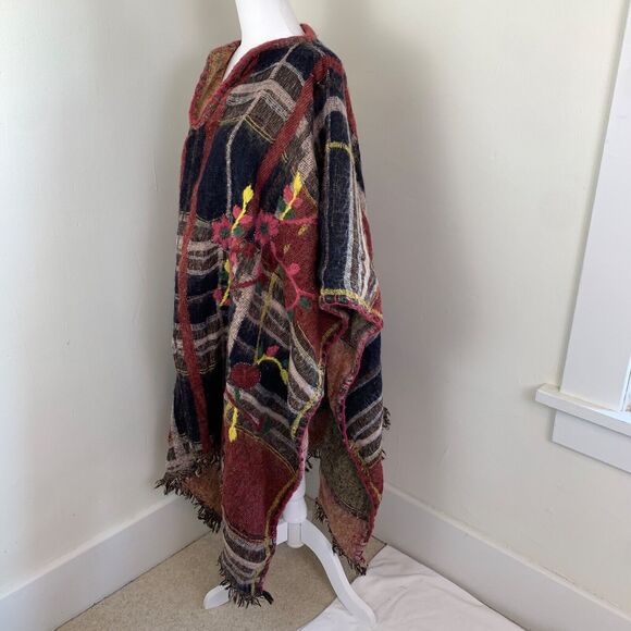 Anthropologie Aszakka Embroidered Beaded Wool Blend Poncho Cape Sweater S M L XL - Picture 3 of 13